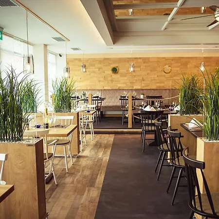 邦特罗克酒店 3*